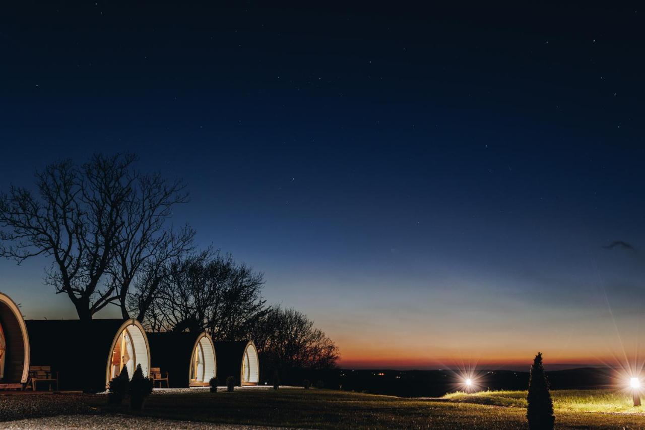 North Coast 9 Glamping Hotell Capecastle Exteriör bild