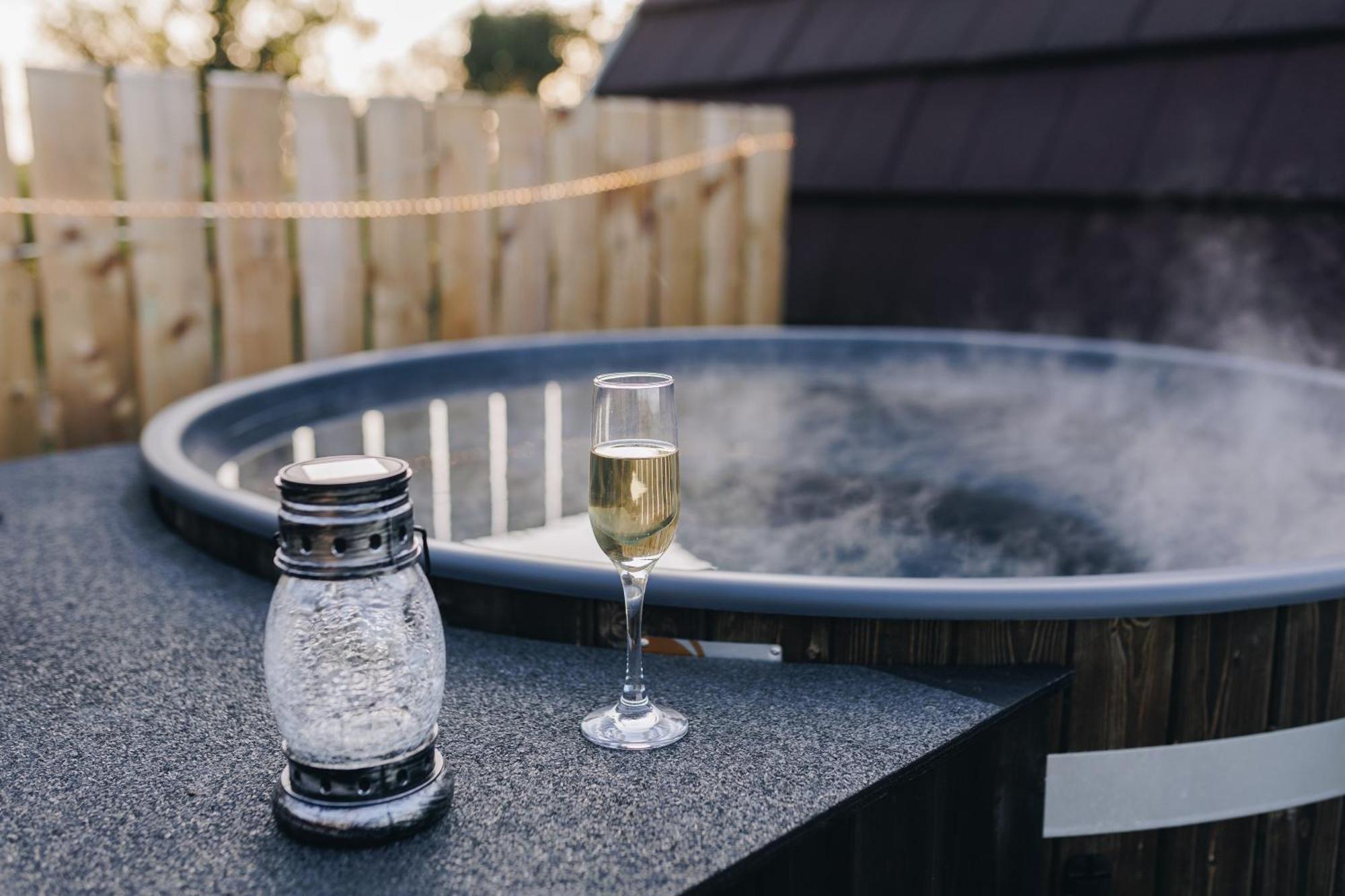 North Coast 9 Glamping Hotell Capecastle Exteriör bild